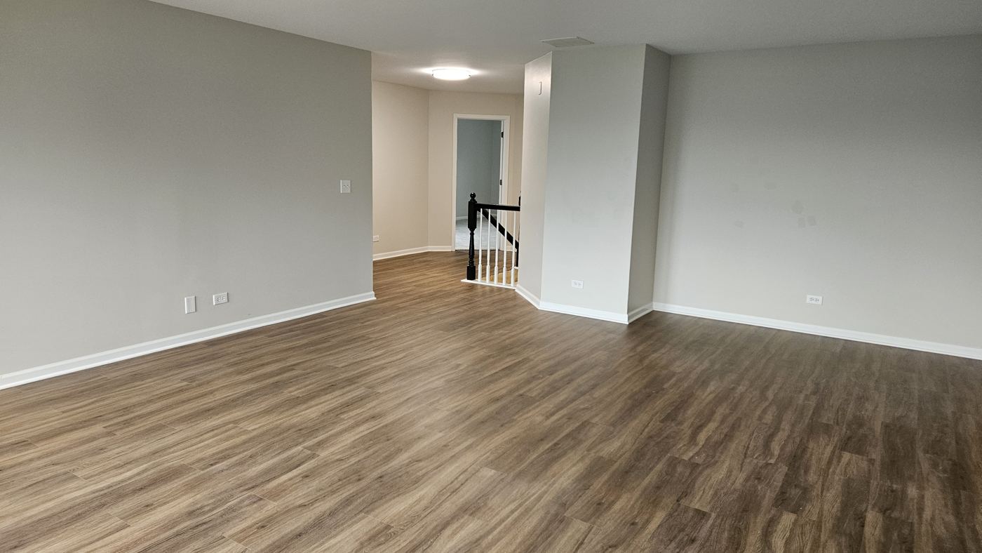 Vinyl plank floor installed by Artelier Floors